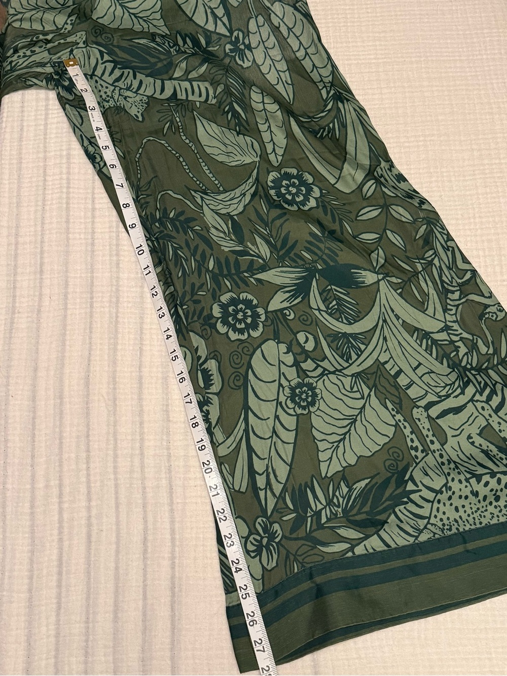 Farm Rio x Anthropologie Satin Green Floral Jungle Print Pants Size Small - Picture 6 of 10